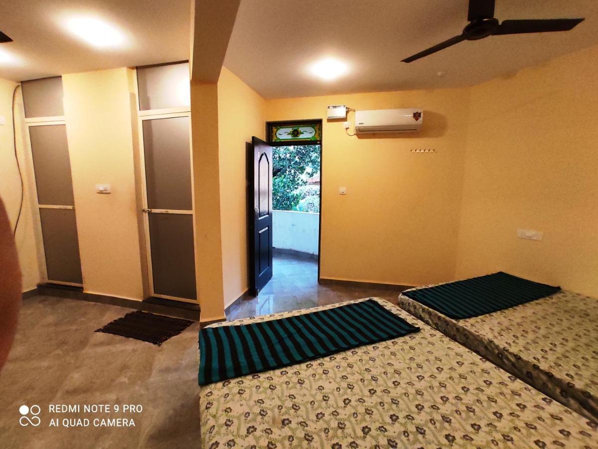 Godwill Kimo Guest House Seraulim Мадгаон Екстер'єр фото