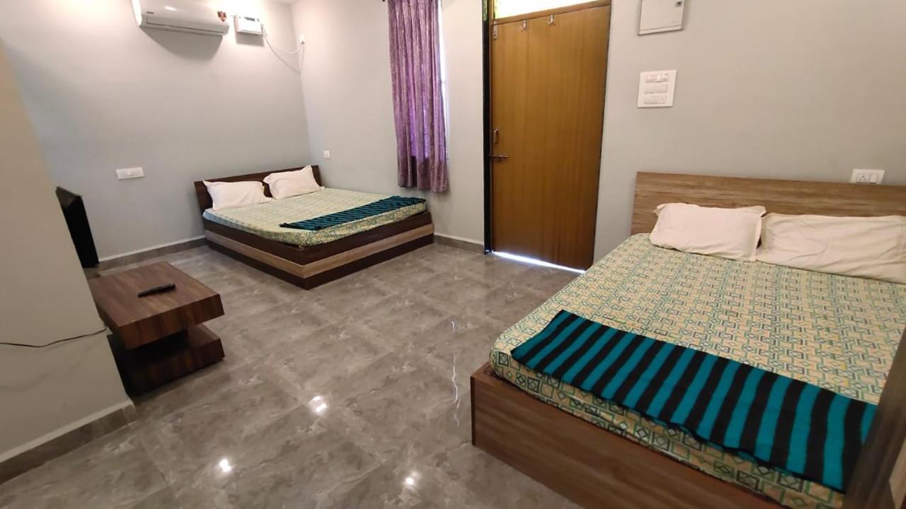 Godwill Kimo Guest House Seraulim Мадгаон Екстер'єр фото